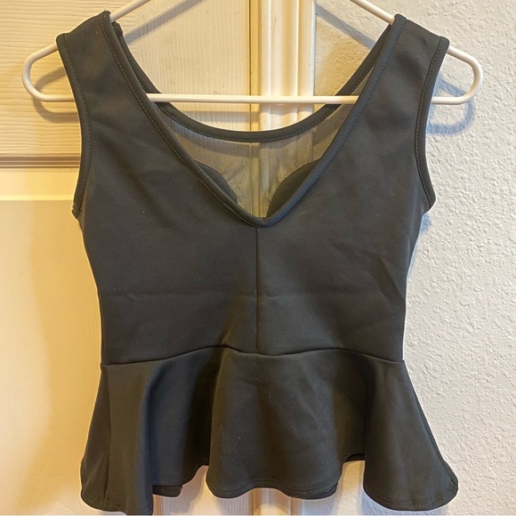 PRETTY TRENDY TOP❤️ - Picture 2 of 4